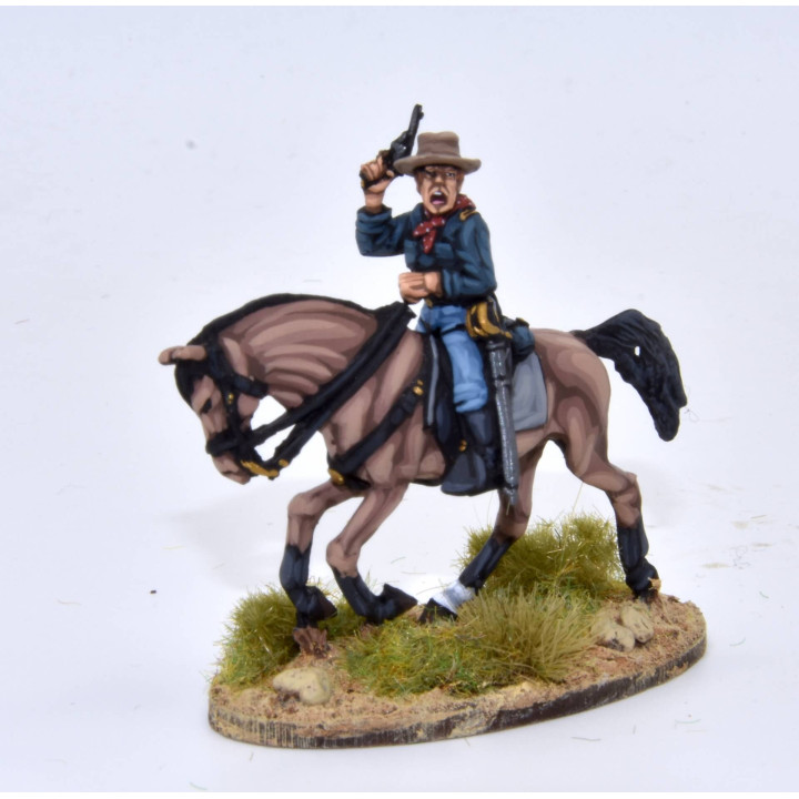 Coronel estadounidense a caballo
