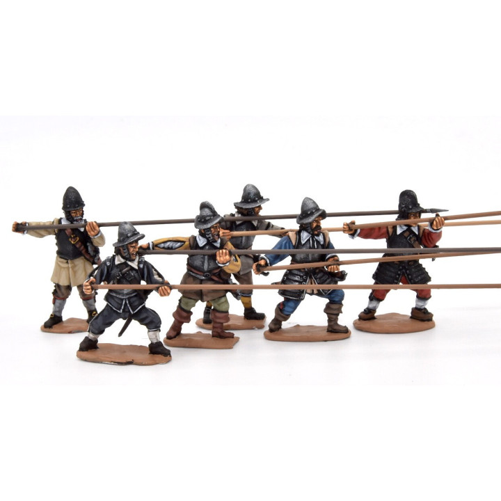 Armoured pikemen attacking