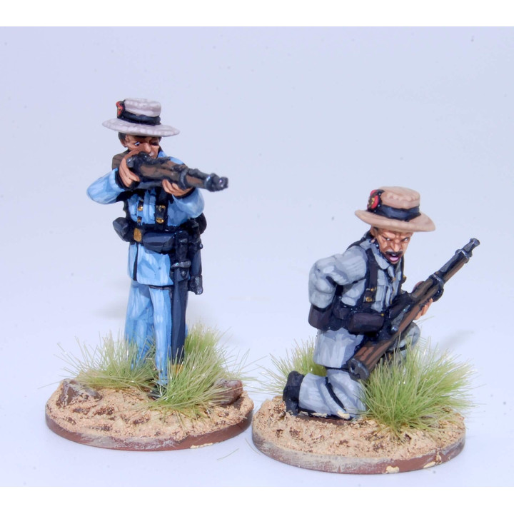 Infantería española disparando/recargando