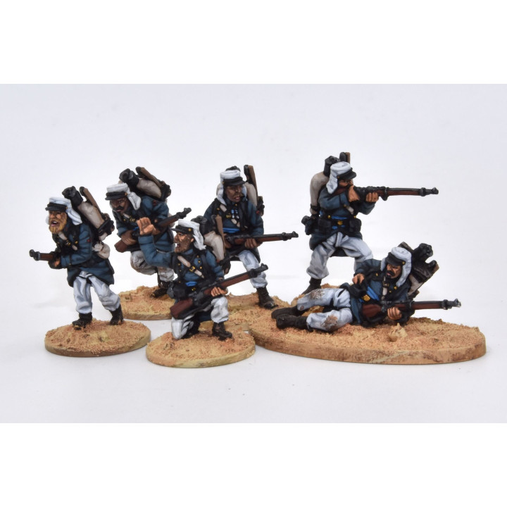Legionarios en escaramuza, orden de marcha (mochilas)