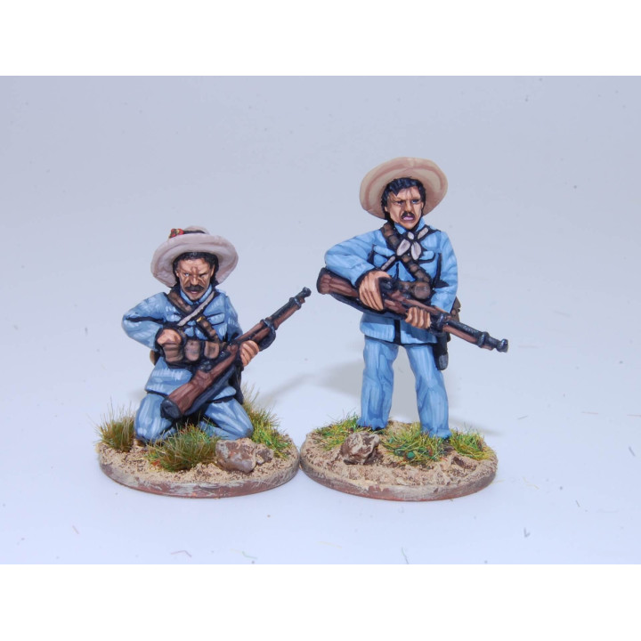 Infantería española disparando/recargando, equipamiento de 1897